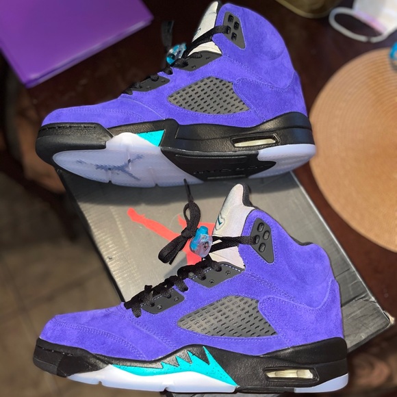 Jordan 5 alternate grapes men’s 8.5